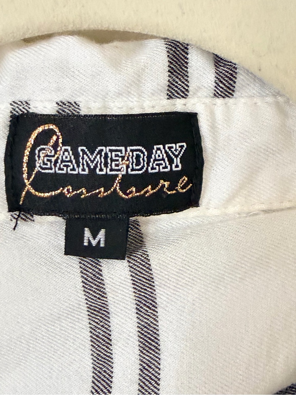 Md Oklahoma State button down - Picture 2 of 5